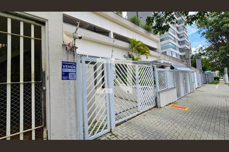Apartamento à venda com 70m², 3 quartos e 1 vagaFachada - plaquinha