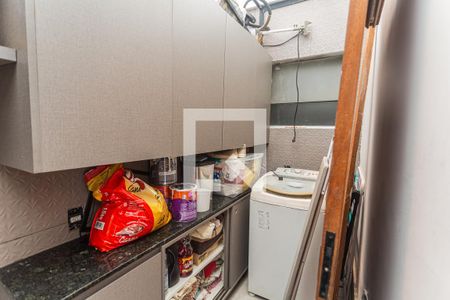 Apartamento à venda com 117m², 3 quartos e 1 vagaÁrea de Serviço