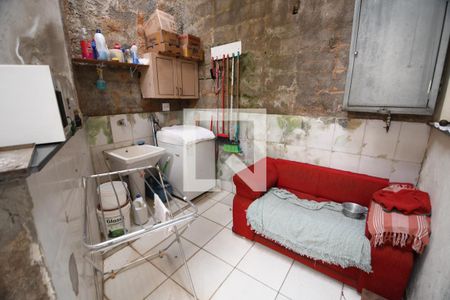 Casa à venda com 242m², 2 quartos e 2 vagasÁrea de Serviço