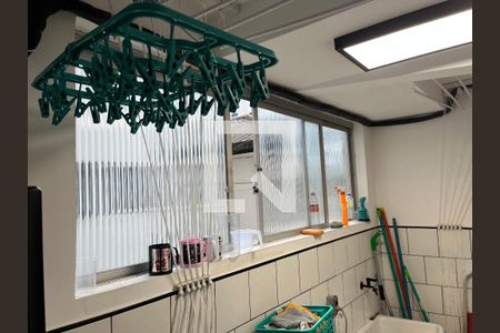 Apartamento à venda com 106m², 2 quartos e 1 vaga Apartamento à venda com 106m², 2 quartos e 1 vagaÁrea de Serviço