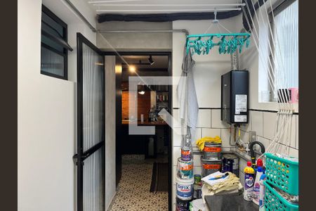 Apartamento à venda com 106m², 2 quartos e 1 vaga Apartamento à venda com 106m², 2 quartos e 1 vagaÁrea de Serviço