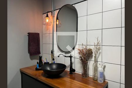 Apartamento à venda com 106m², 2 quartos e 1 vaga Apartamento à venda com 106m², 2 quartos e 1 vagaBanheiro