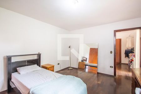 Casa à venda com 200m², 4 quartos e 4 vagasQuarto 4
