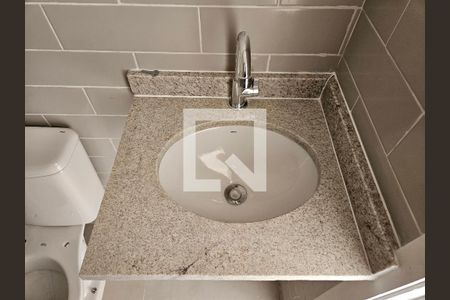 Apartamento à venda com 28m², 1 quarto e sem vagaBanheiro