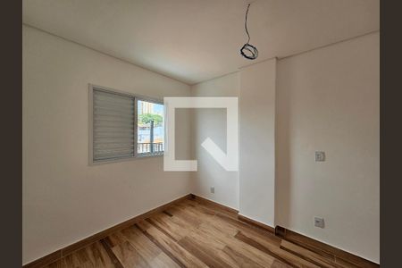 Quarto de apartamento à venda com 1 quarto, 28m² em Vila Guarani (zona Sul), São Paulo