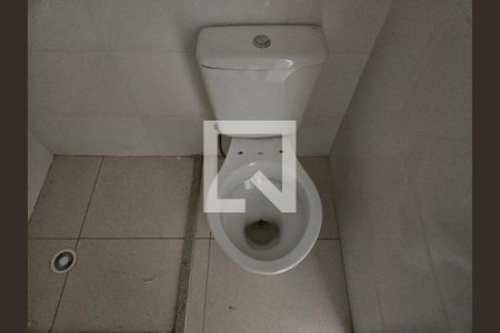 Apartamento à venda com 33m², 2 quartos e sem vagaBanheiro