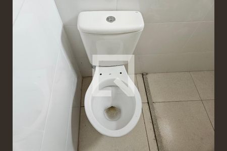 Apartamento à venda com 35m², 2 quartos e sem vaga Apartamento à venda com 35m², 2 quartos e sem vagaBanheiro