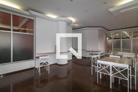 Apartamento à venda com 83m², 3 quartos e 2 vagasCondomínio - Salão de Festas 