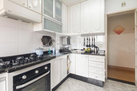 Apartamento à venda com 83m², 3 quartos e 2 vagasCozinha 