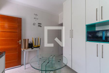 Casa à venda com 160m², 2 quartos e 4 vagas Casa à venda com 160m², 2 quartos e 4 vagasCozinha
