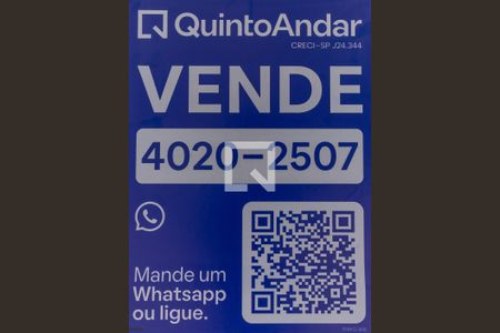 Casa à venda com 160m², 2 quartos e 4 vagas Casa à venda com 160m², 2 quartos e 4 vagasPlaca