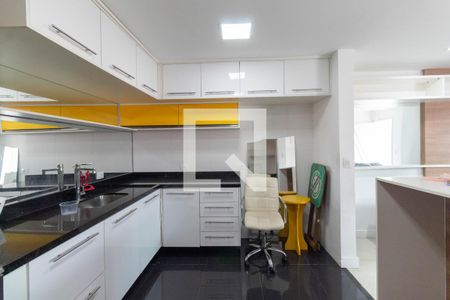 Casa para alugar com 67m², 2 quartos e 2 vagasCozinha
