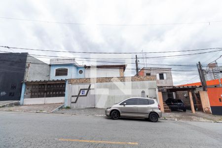 Casa para alugar com 67m², 2 quartos e 2 vagasFachada do condomínio