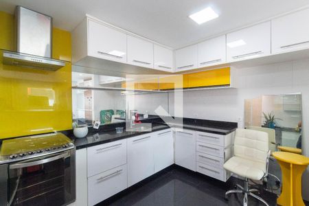 Casa para alugar com 67m², 2 quartos e 2 vagasCozinha