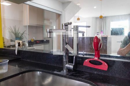 Casa para alugar com 67m², 2 quartos e 2 vagasCozinha - Torneira