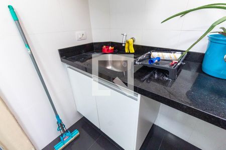 Casa para alugar com 67m², 2 quartos e 2 vagasLavanderia