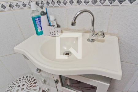 Casa à venda com 272m², 3 quartos e 2 vagasBanheiro da Suíte