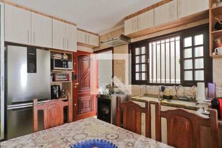 Casa à venda com 272m², 3 quartos e 2 vagasCozinha