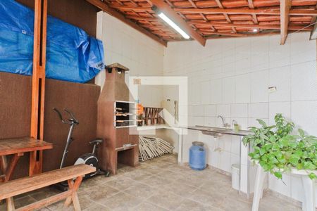 Casa à venda com 272m², 3 quartos e 2 vagasVaranda