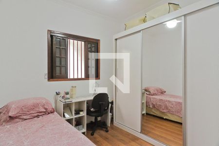 Casa à venda com 272m², 3 quartos e 2 vagasQuarto 2