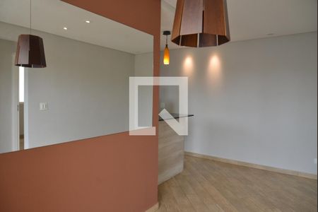 Sala de apartamento para alugar com 2 quartos, 46m² em Vila Sacadura Cabral, Santo André