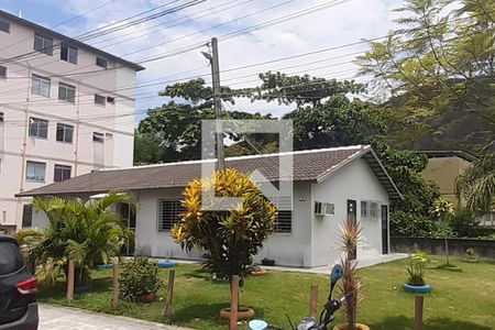 Apartamento para alugar com 47m², 2 quartos e 1 vagaÁrea comum - Salão de festas