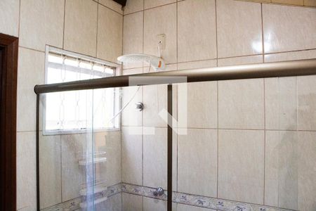 Casa à venda com 180m², 3 quartos e 1 vagaBanheiro Suíte 