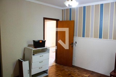 Casa à venda com 180m², 3 quartos e 1 vagaSuíte 