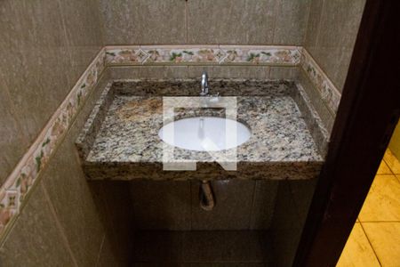 Casa à venda com 180m², 3 quartos e 1 vagaBanheiro