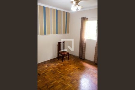 Casa à venda com 180m², 3 quartos e 1 vagaSuíte 