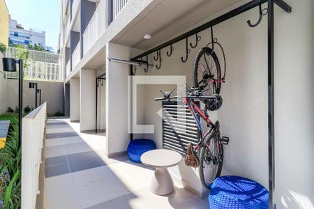 Studio para alugar com 26m², 1 quarto e sem vaga Studio para alugar com 26m², 1 quarto e sem vagaÁrea Comum - Bicicletário