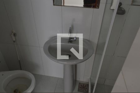 Banheiro da Suíte 1 de casa para alugar com 2 quartos, 80m² em Taquara, Rio de Janeiro