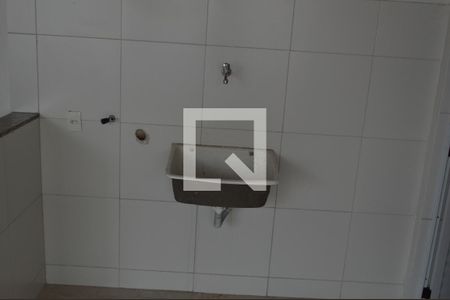 Casa para alugar com 80m², 2 quartos e 1 vagaÁrea de Serviço