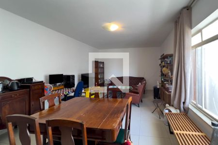 Apartamento à venda com 137m², 3 quartos e 1 vagaSala
