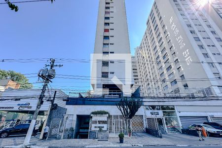 Apartamento para alugar com 140m², 3 quartos e 2 vagasFachada