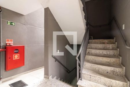 Apartamento à venda com 27m², 1 quarto e sem vagaEscada