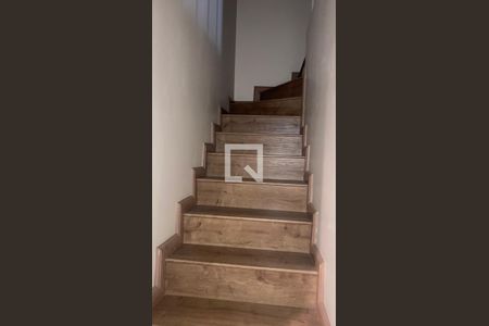 Escada de apartamento à venda com 2 quartos, 86m² em Itaim Bibi, São Paulo