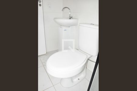 Apartamento à venda com 32m², 2 quartos e sem vaga Apartamento à venda com 32m², 2 quartos e sem vaga Banheiro Social
