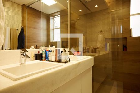 Apartamento para alugar com 180m², 4 quartos e 3 vagasQuarto