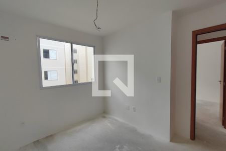 Quarto 2 de apartamento para alugar com 2 quartos, 42m² em Jardim Esmeraldina, Campinas