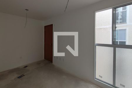 Sala de apartamento para alugar com 2 quartos, 42m² em Jardim Esmeraldina, Campinas
