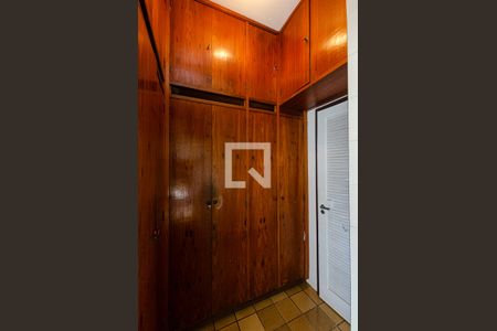 Apartamento à venda com 216m², 3 quartos e 2 vagas Apartamento à venda com 216m², 3 quartos e 2 vagasCozinha