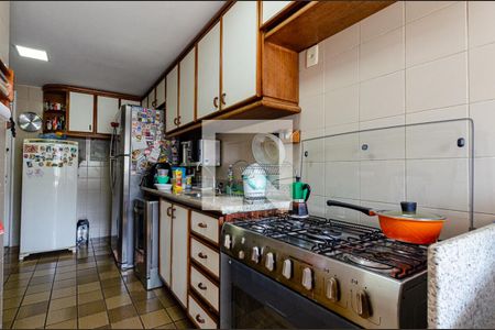 Apartamento à venda com 216m², 3 quartos e 2 vagas Apartamento à venda com 216m², 3 quartos e 2 vagasCozinha