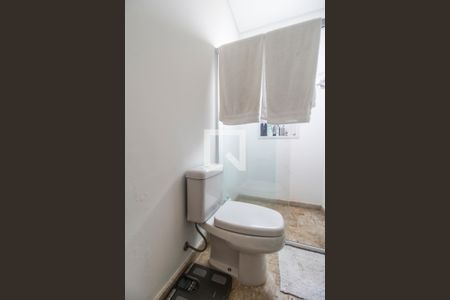 Apartamento à venda com 367m², 4 quartos e 4 vagasBanheiro da Suíte 1