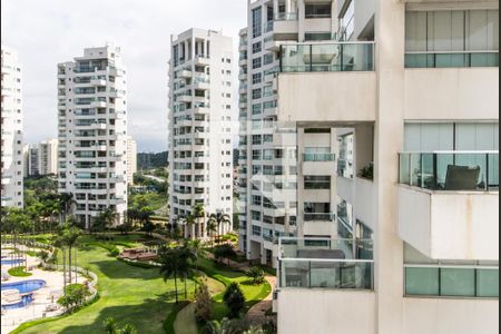 Apartamento à venda com 367m², 4 quartos e 4 vagasVista da Suíte