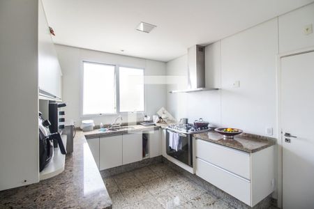 Apartamento à venda com 367m², 4 quartos e 4 vagasCozinha