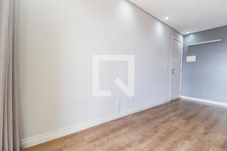Sala de TV de apartamento para alugar com 2 quartos, 48m² em Vila da Oportunidade, Carapicuíba