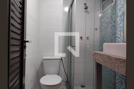 Apartamento à venda com 83m², 3 quartos e 1 vaga Apartamento à venda com 83m², 3 quartos e 1 vagaBanheiro da suíte