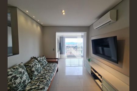 Sala de apartamento para alugar com 2 quartos, 70m² em Jardim Flor da Montanha, Guarulhos