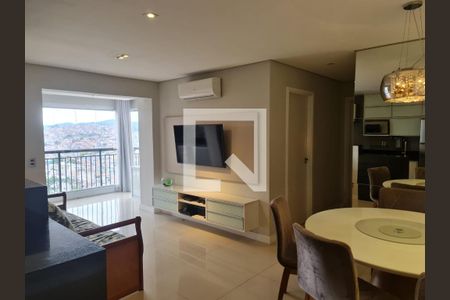 Sala de apartamento para alugar com 2 quartos, 70m² em Jardim Flor da Montanha, Guarulhos